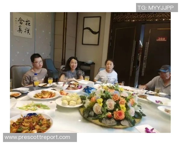 吉拉西为离世侄女举办庆祝活动以支持家人生活的真实写照